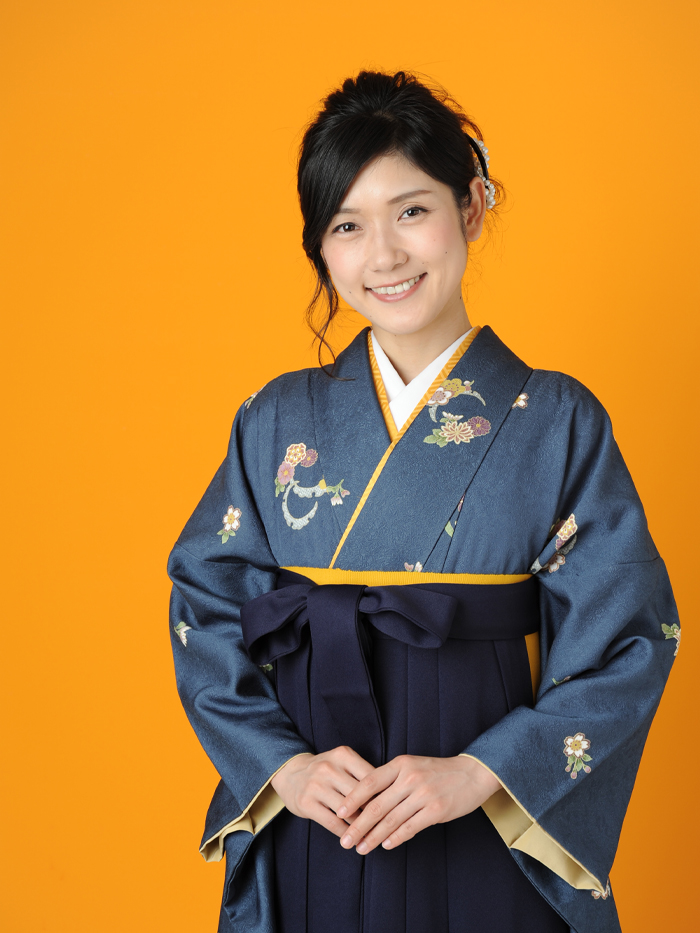 先生の卒業式での立ち姿