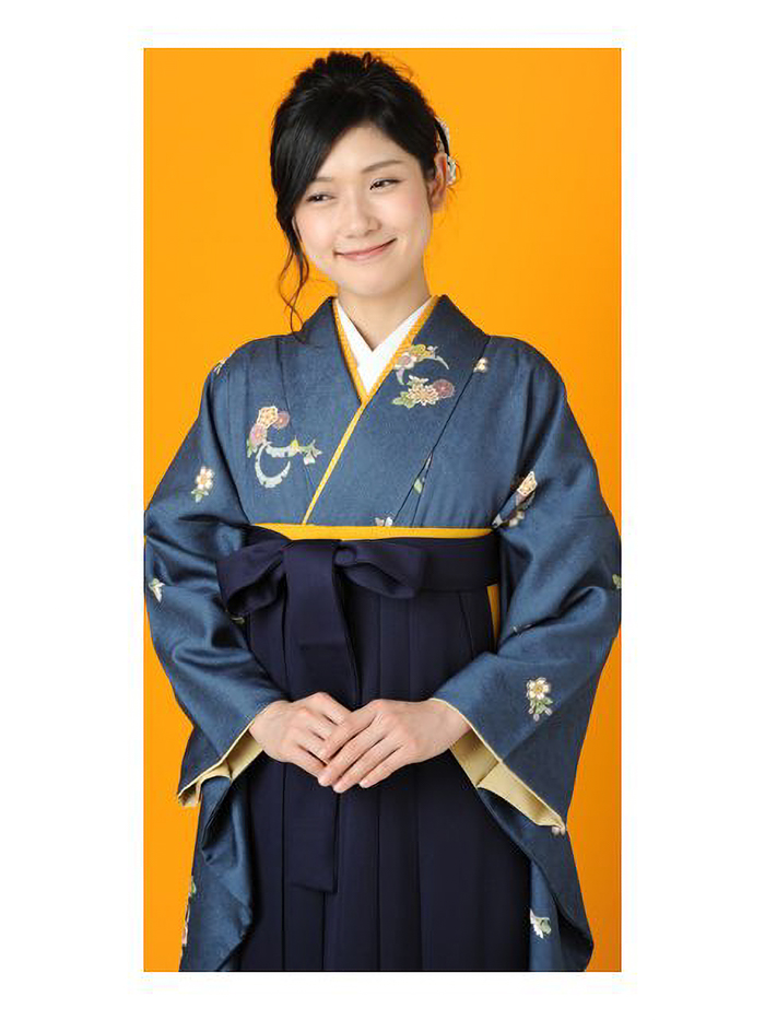 トールサイズ立ち姿の卒業袴