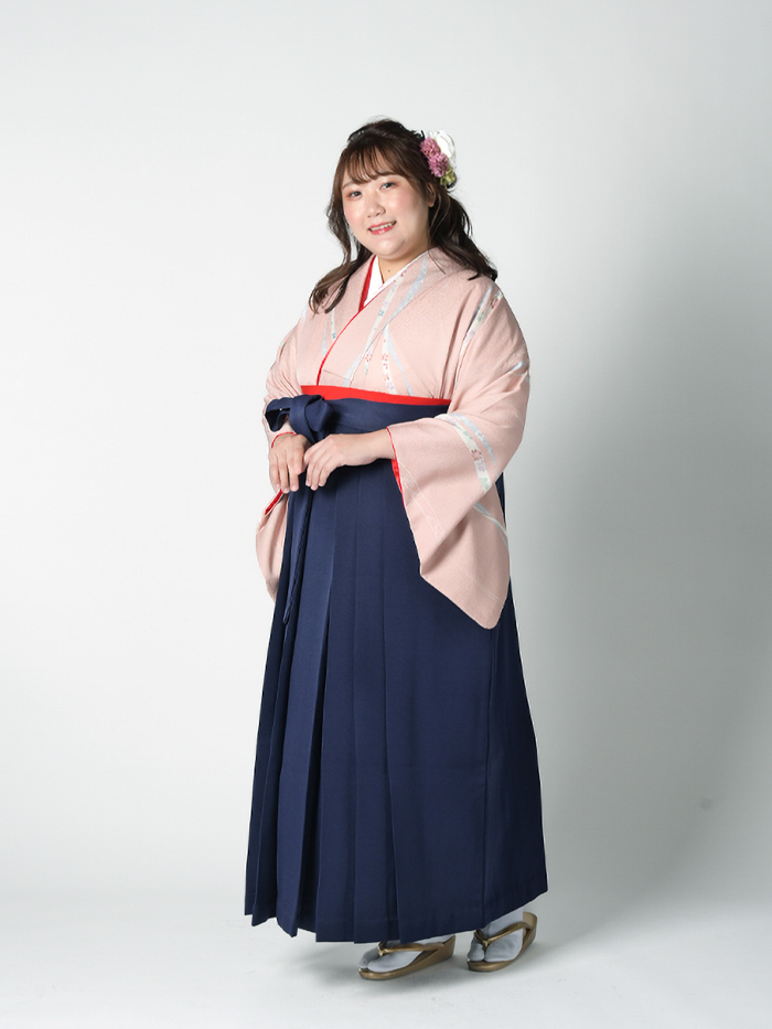 【プラスサイズ】【一尺三寸＆袴レンタル】かずら紐 ピンク＋紺無地袴