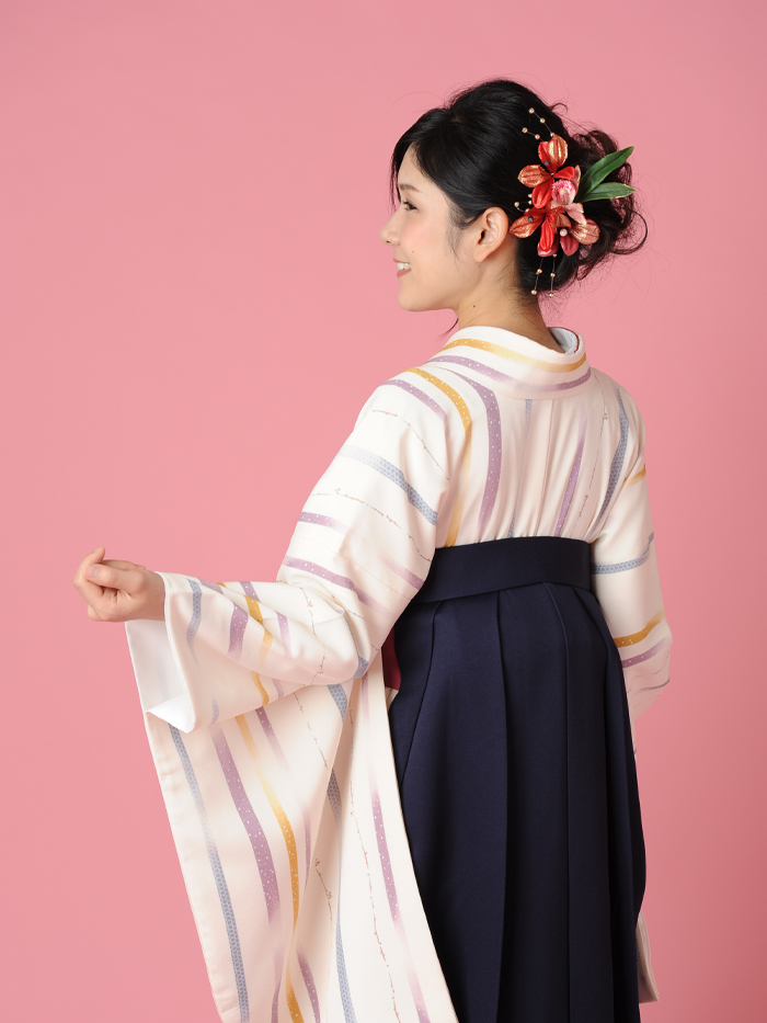 トールサイズ立ち姿の卒業袴